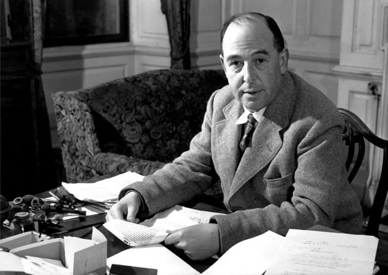 Discovering the Enchantment of C.S. Lewis